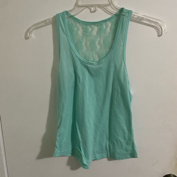 Bobbie Brooks Ladies medium tank lace accent on back mint green - Picture 1 of 3